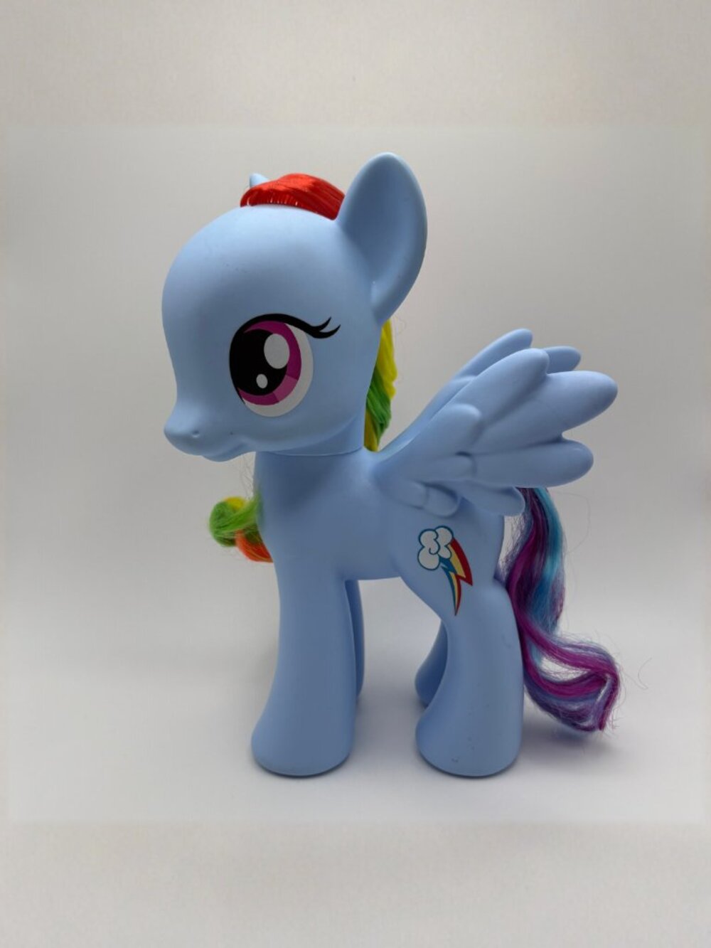 My Little Pony (MLP) Rainbow Dash Brushable 8in 2013 G4 *FLAWS* (SKU: 573TO)